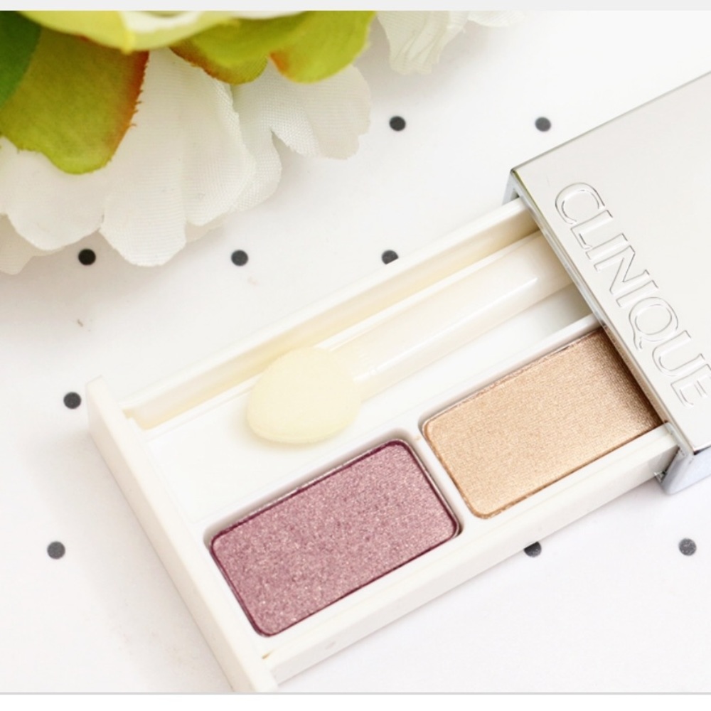 $7 Clinique Colour Eyeshadow Duo (Beach Plum)